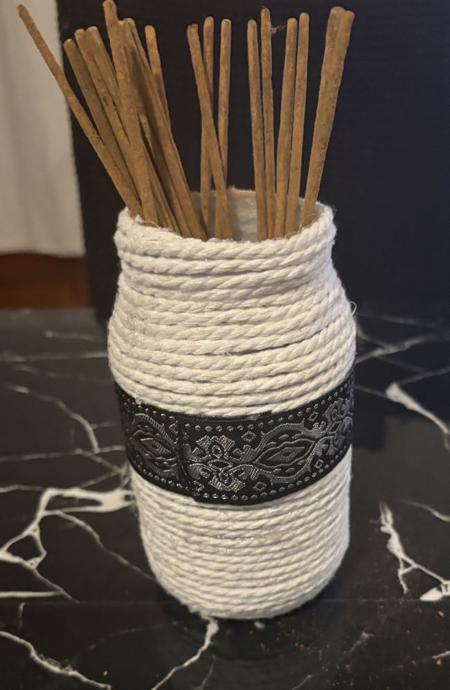 BOL  DE VIDRIO DECORADO PARA FLORES O INCIENSO