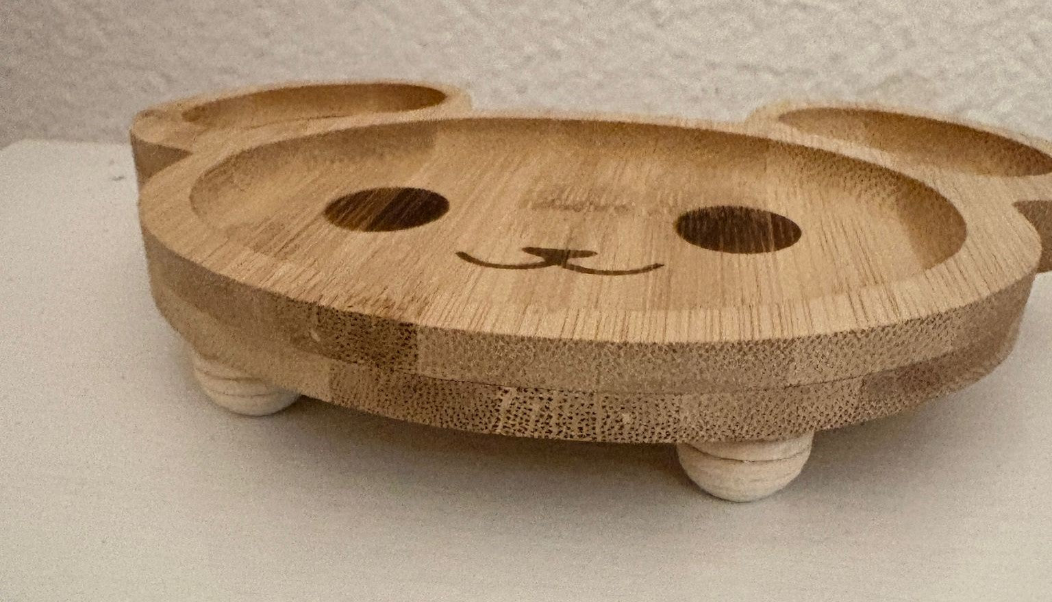 PLATO INFANTIL BAMBU CON PATAS DE MADERA MODELO OSITO